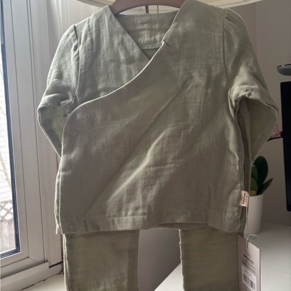 Organic Cotton Baby Outfit Set - Picture 10 of 11